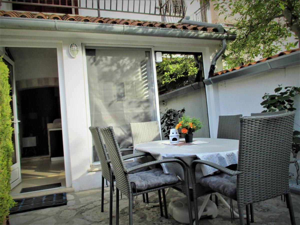 Family Apartment Romina Врсар Экстерьер фото
