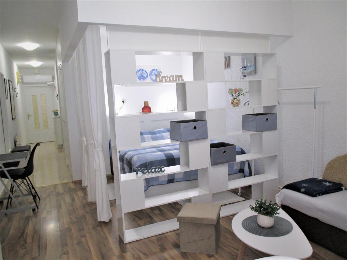 Family Apartment Romina Врсар Экстерьер фото